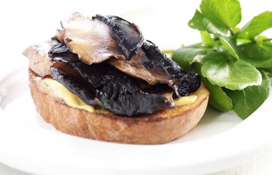 Mushrooms on toast